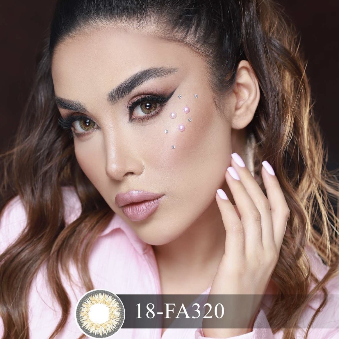 لنز رنگی سالانه هرا (Hera)