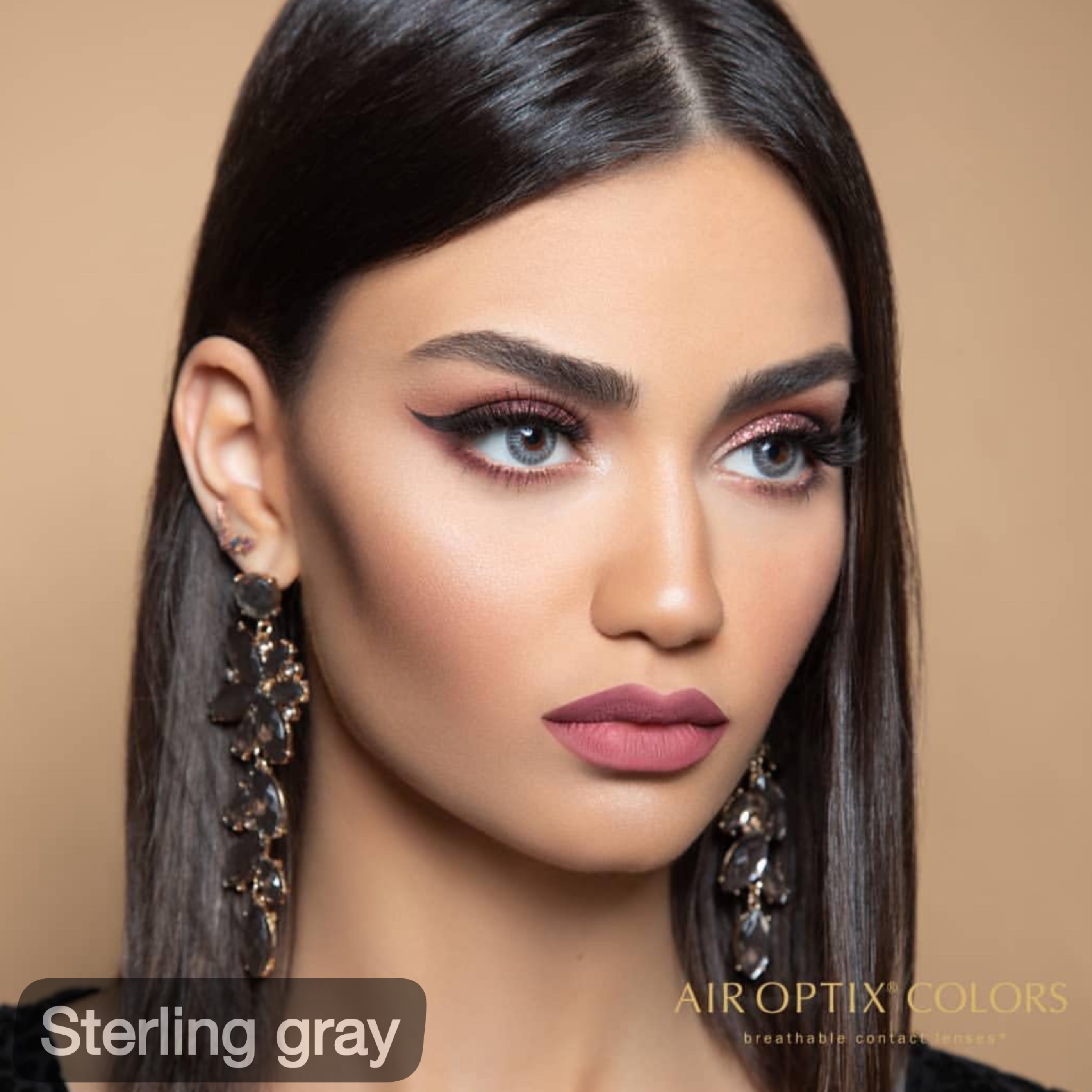 لنز رنگی فصلی ایراپتیکس (Airoptix)