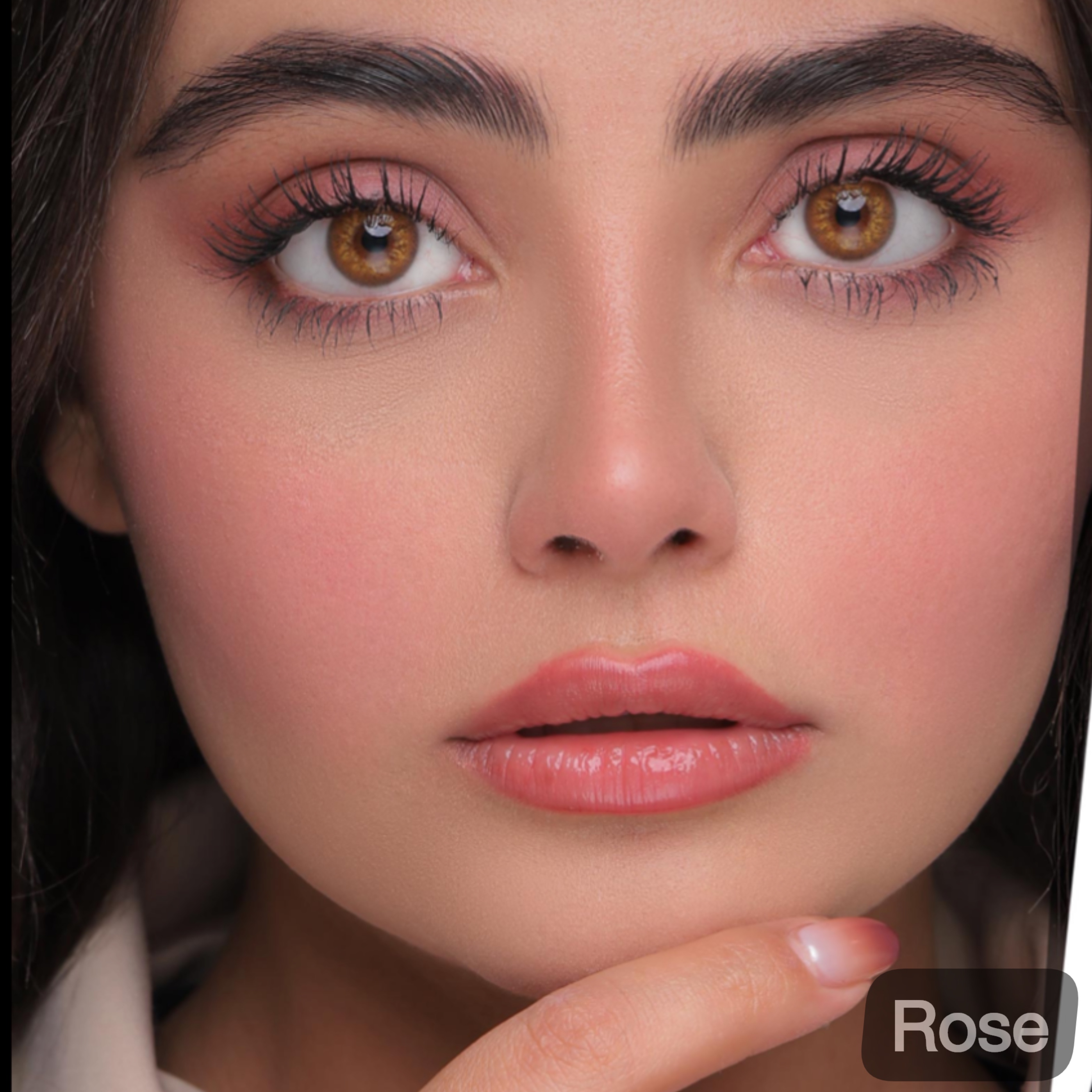 لنز رنگی روزانه یونیک (Uniqe)