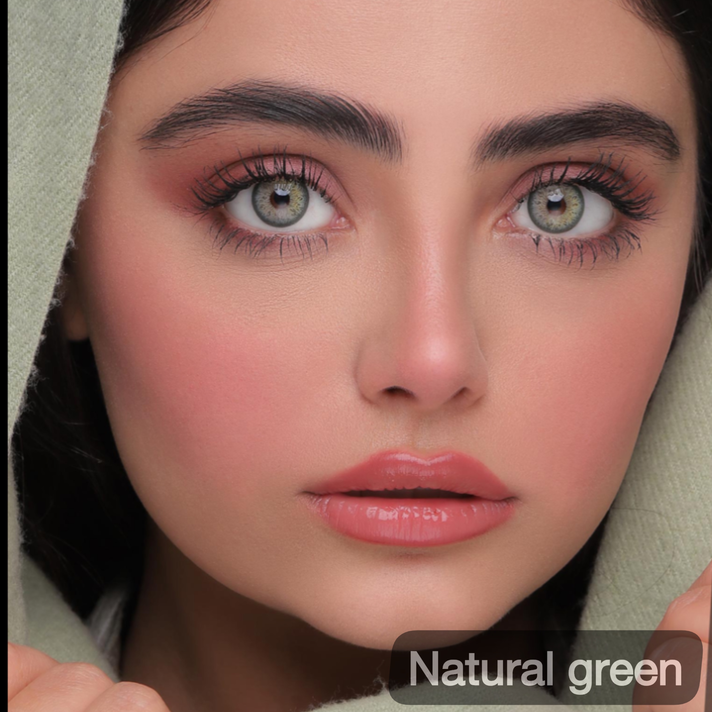 لنز رنگی روزانه یونیک (Uniqe)